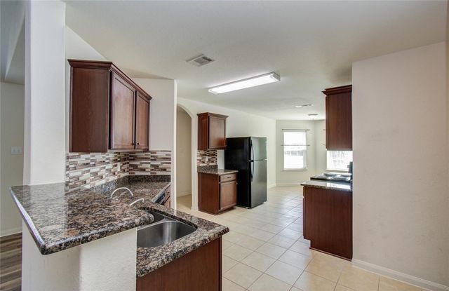 1315 Diamond Drape Drive, Rosharon, TX 77583