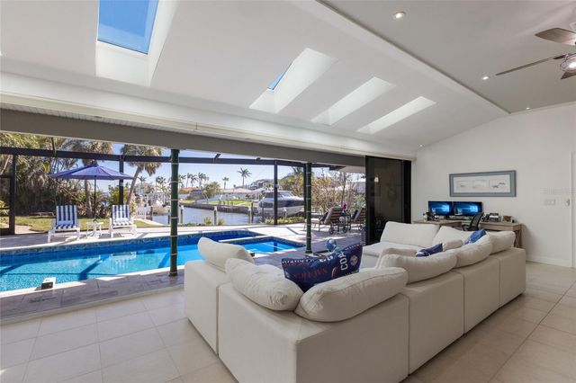 500 HALYARD LANE, Longboat Key, FL 34228