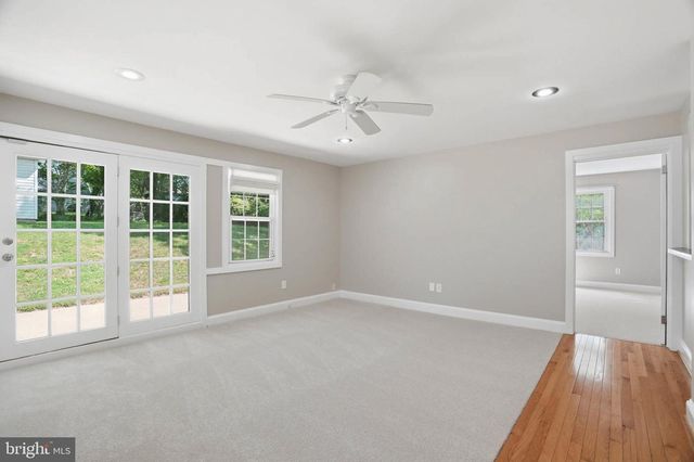 1102 BROADWOOD DR, Rockville, MD 20851