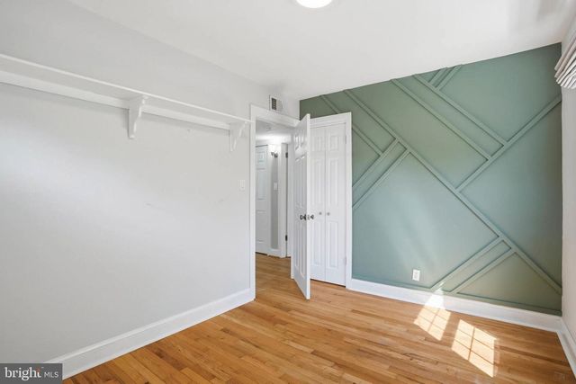 1102 BROADWOOD DR, Rockville, MD 20851