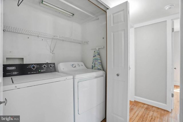 1102 BROADWOOD DR, Rockville, MD 20851