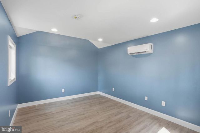 1102 BROADWOOD DR, Rockville, MD 20851