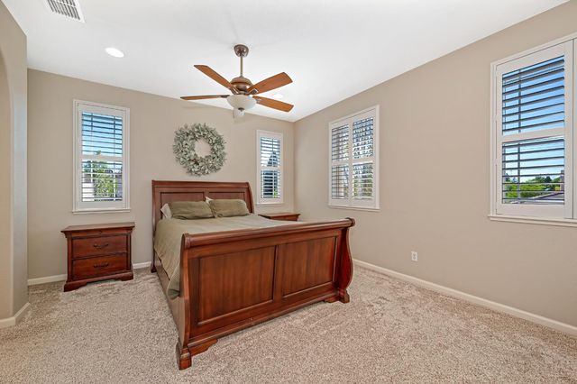 1649 Snapdragon Ln, Roseville, CA 95747