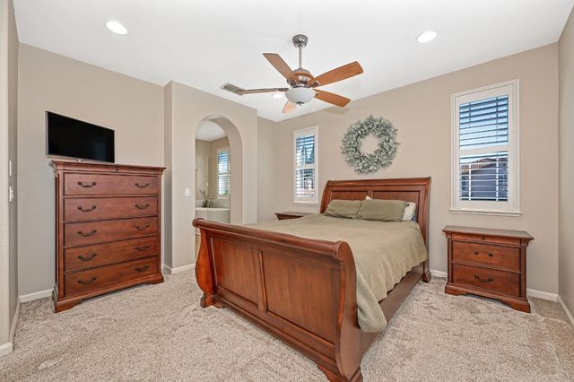 1649 Snapdragon Ln, Roseville, CA 95747