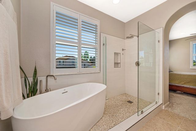 1649 Snapdragon Ln, Roseville, CA 95747