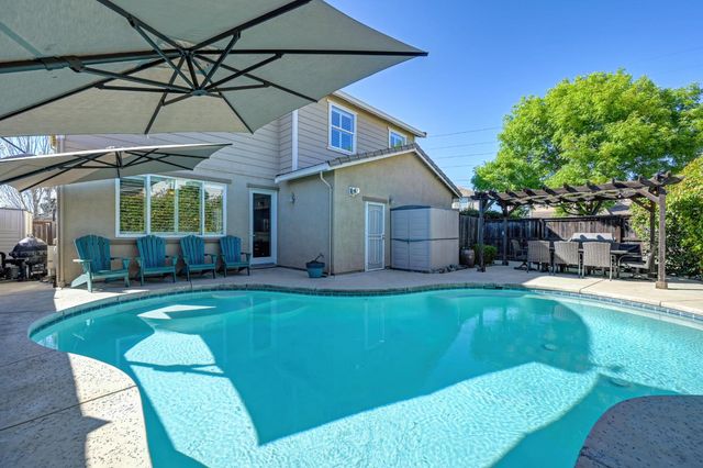 1649 Snapdragon Ln, Roseville, CA 95747