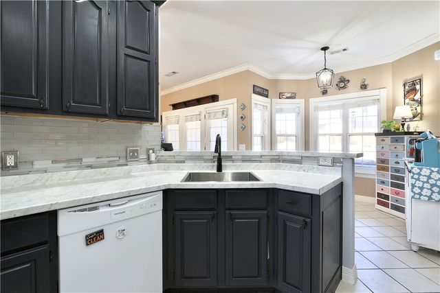 810 Brookside Court, Rogers, AR 72758