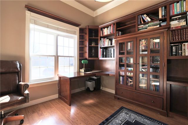 810 Brookside Court, Rogers, AR 72758