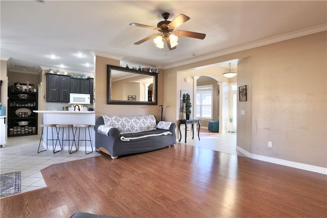 810 Brookside Court, Rogers, AR 72758