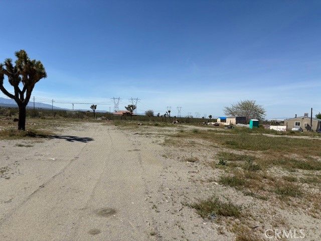 1290 Highway 18, Pinon Hills, CA 92372