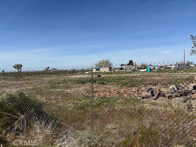 1290 Highway 18, Pinon Hills, CA 92372