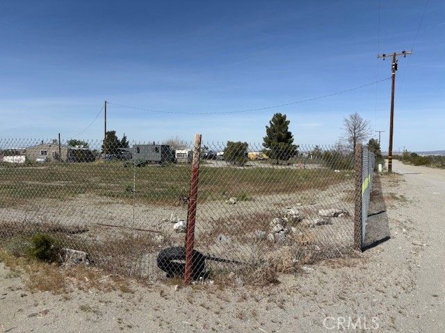 1290 Highway 18, Pinon Hills, CA 92372