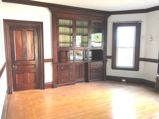 505 High Street 505, Lowell, MA 01852