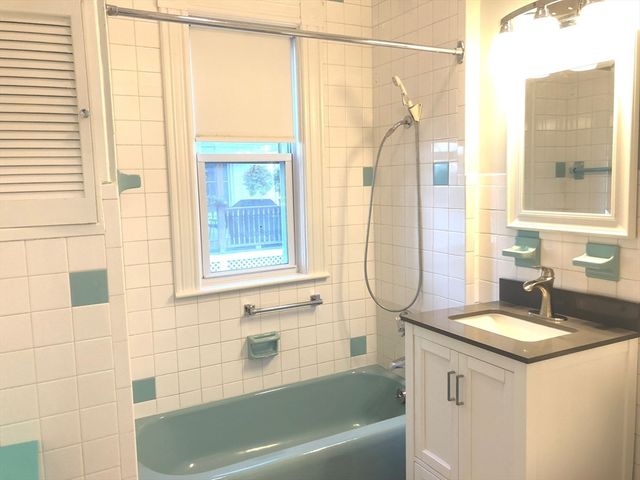 505 High Street 505, Lowell, MA 01852