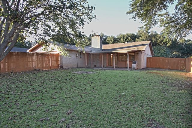 1000 Windy Meadow Drive, Plano, TX 75023