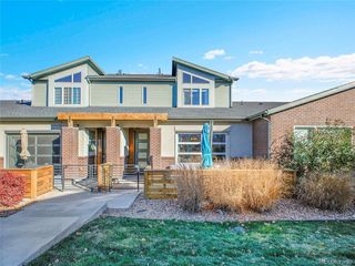 19562 E Sunset Cir, Aurora, CO 80015