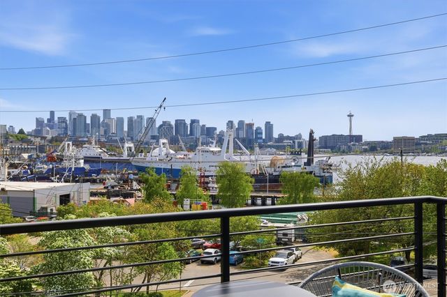 2007 Minor Avenue E, Seattle, WA 98102