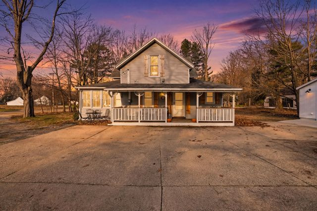 17839 N Shore Drive, Spring Lake, MI 49456