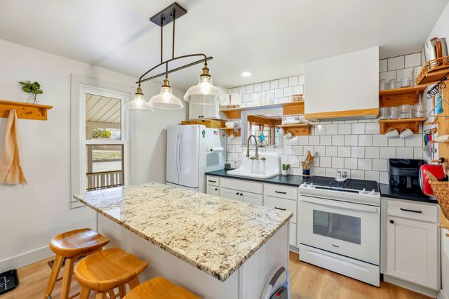 17839 N Shore Drive, Spring Lake, MI 49456