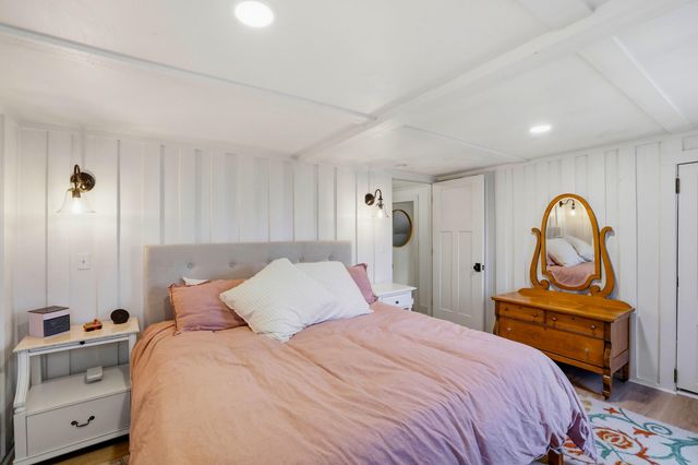 17839 N Shore Drive, Spring Lake, MI 49456