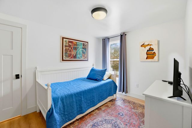 17839 N Shore Drive, Spring Lake, MI 49456