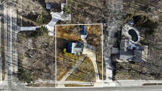 17839 N Shore Drive, Spring Lake, MI 49456