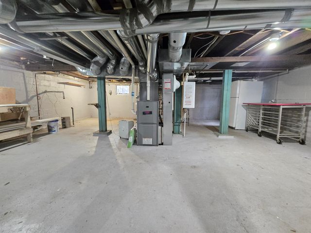 17839 N Shore Drive, Spring Lake, MI 49456