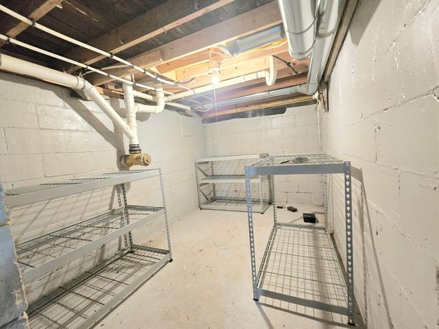 17839 N Shore Drive, Spring Lake, MI 49456