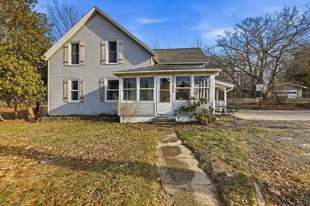 17839 N Shore Drive, Spring Lake, MI 49456