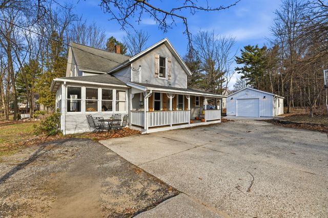 17839 N Shore Drive, Spring Lake, MI 49456