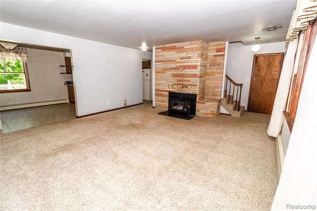 9051 Vienna Road, Otisville, MI 48463