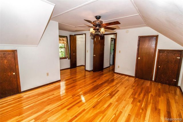 9051 Vienna Road, Otisville, MI 48463