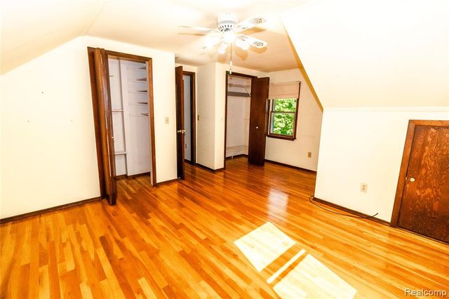 9051 Vienna Road, Otisville, MI 48463