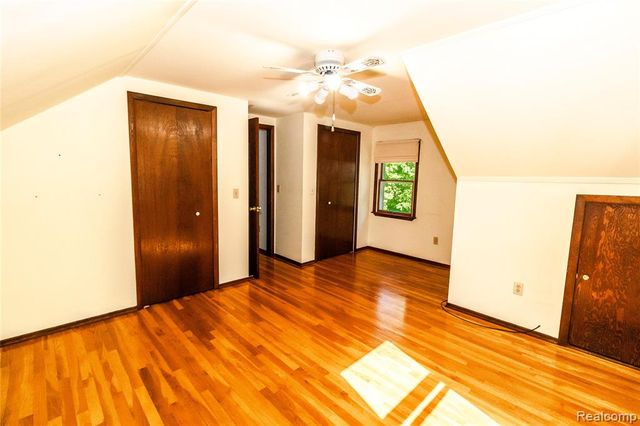 9051 Vienna Road, Otisville, MI 48463