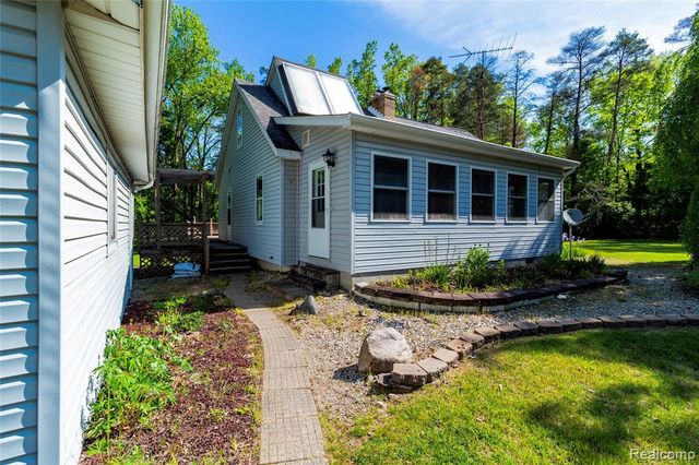 9051 Vienna Road, Otisville, MI 48463