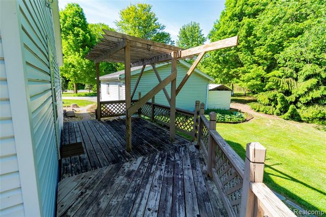 9051 Vienna Road, Otisville, MI 48463