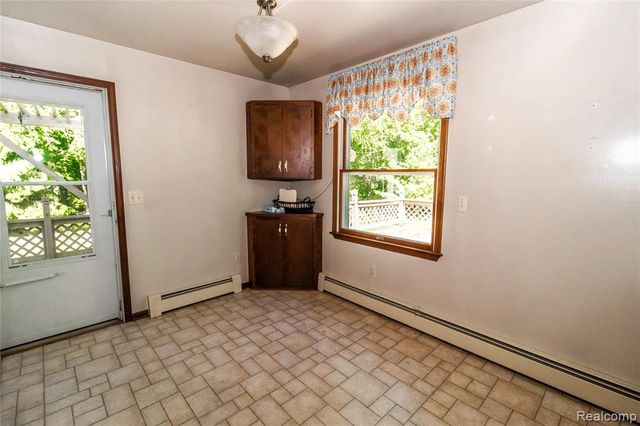 9051 Vienna Road, Otisville, MI 48463