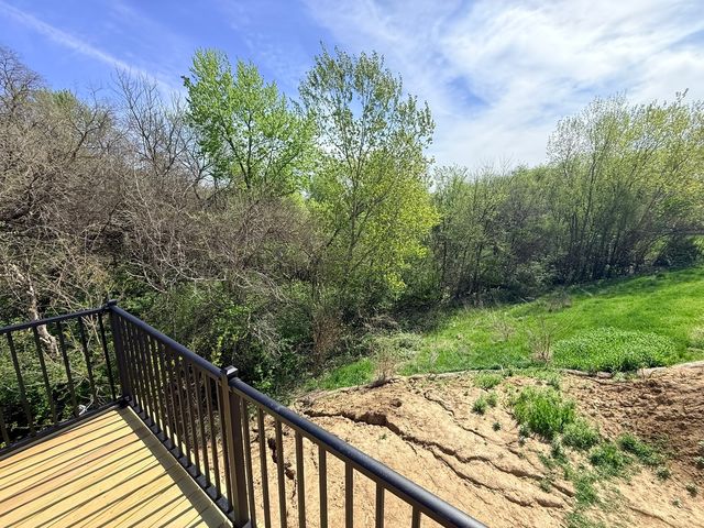 3406 Covington Drive, Davenport, IA 52806