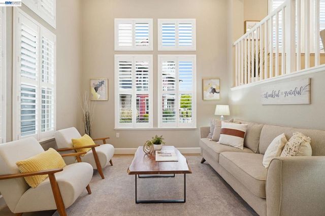 3941 Portola Cmn 6, Livermore, CA 94551