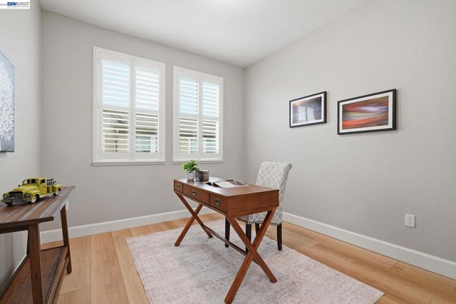 3941 Portola Cmn 6, Livermore, CA 94551