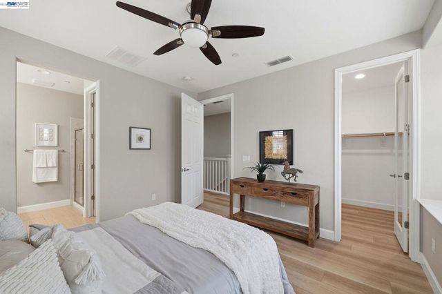 3941 Portola Cmn 6, Livermore, CA 94551