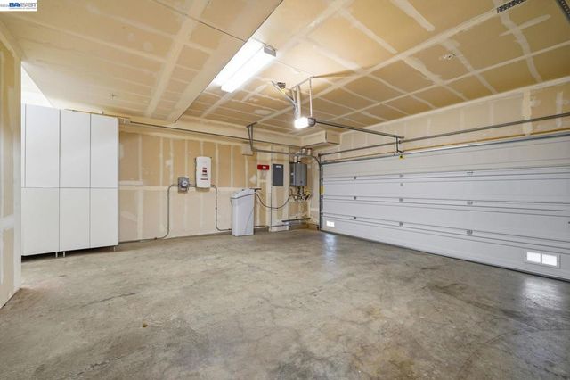 3941 Portola Cmn 6, Livermore, CA 94551