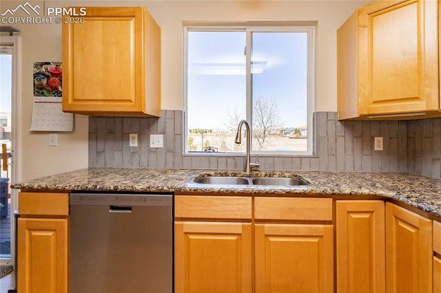 8020 Cooper River Drive, Colorado Springs, CO 80920