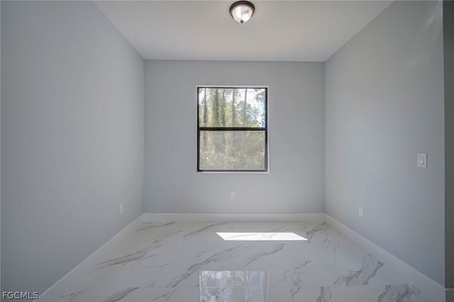 872 Spaulding ST E, Lehigh Acres, FL 33974