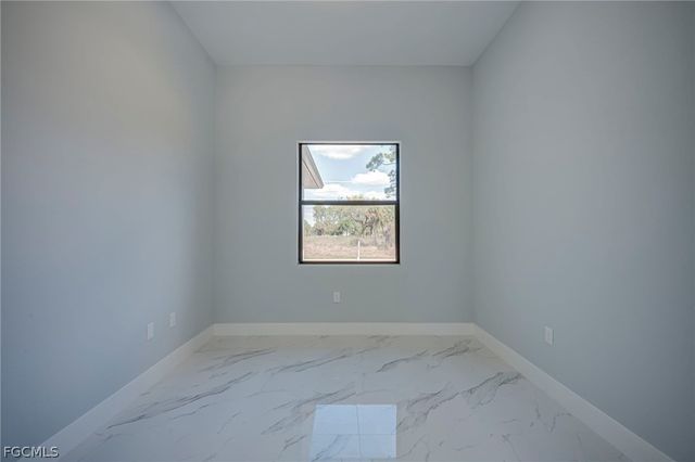 872 Spaulding ST E, Lehigh Acres, FL 33974