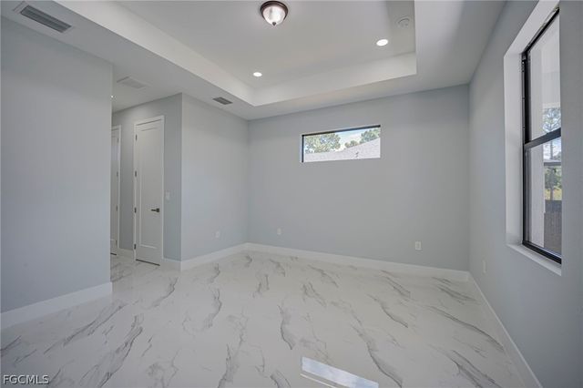 872 Spaulding ST E, Lehigh Acres, FL 33974