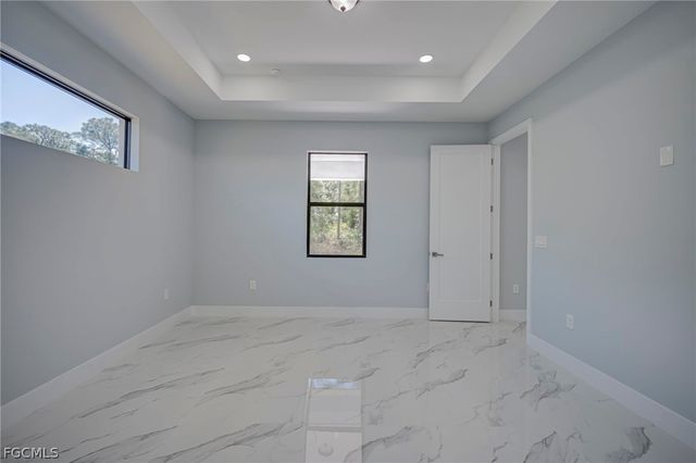 872 Spaulding ST E, Lehigh Acres, FL 33974