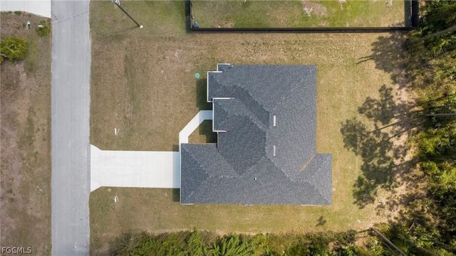 872 Spaulding ST E, Lehigh Acres, FL 33974