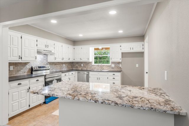 2707 Fm 69, Quitman, TX 75783
