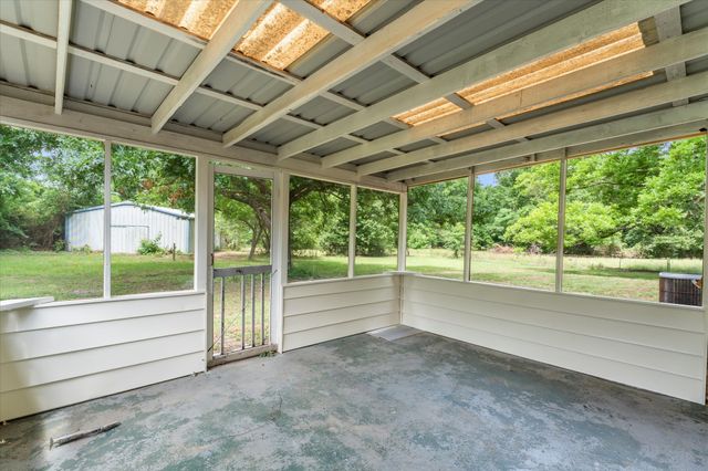 2707 Fm 69, Quitman, TX 75783